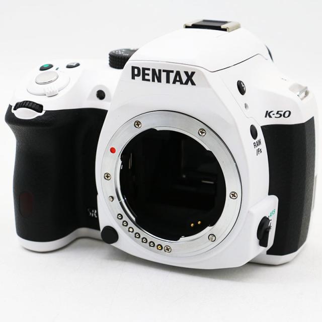 美品 RICOH ペンタックス K-50 ダブルズームキット ホワイト シャッター回数：1988回_1