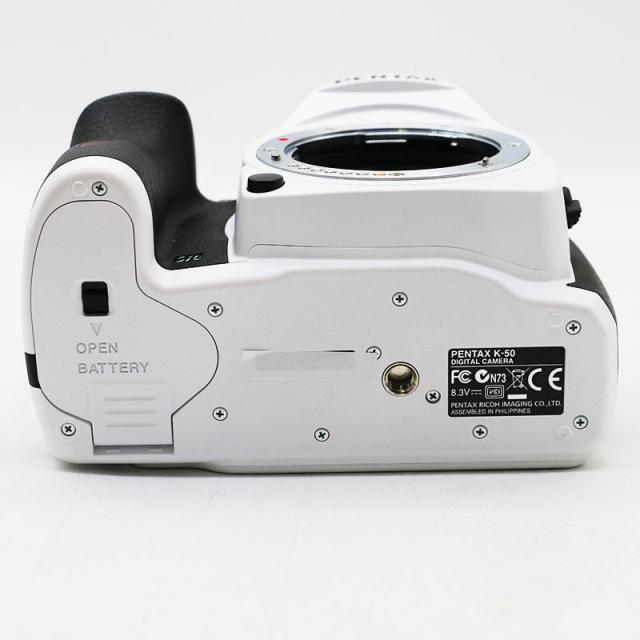 美品 RICOH ペンタックス K-50 ダブルズームキット ホワイト シャッター回数：1988回_4
