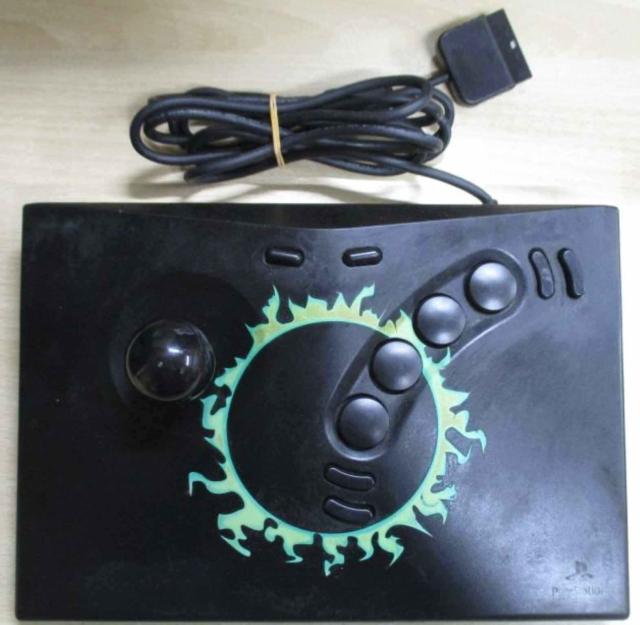 【送料無料】【中古】PS2 プレイステーション2 ネオジオスティック3 日輪バージョンの通販は