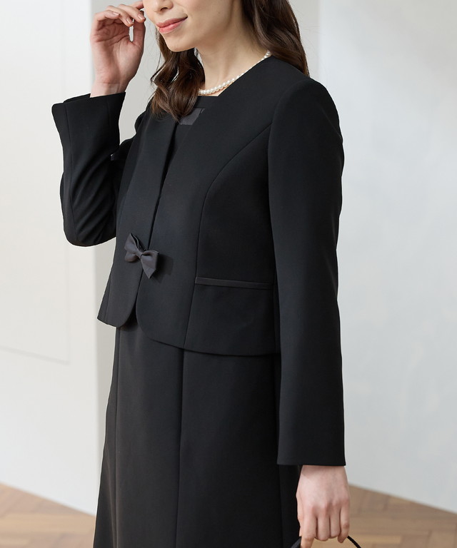 葬儀 通夜 告別式 法事 お盆 法要 喪服 礼服 洗える 前開き 着やすい セットアップ 大きいサイズ レディース Honeys ハニーズ ブラックフォーマル（カラーレス15・17号）_4