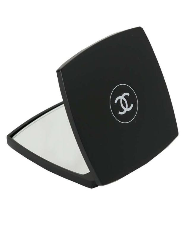 Chanel シャネル ギフトラッピング済 Miroir Double Facettes ミロワール ドゥーブル ファセット Rouge Coco ルージュ ココ 484 ルーの通販はau Pay マーケット きぬ株式会社