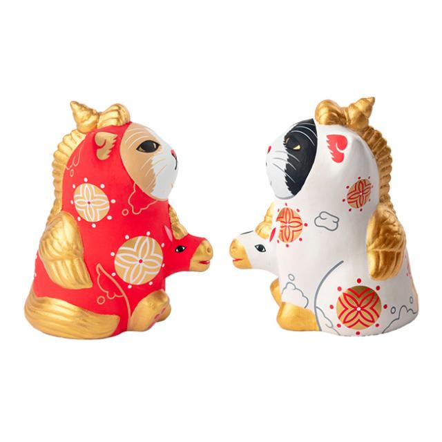 エサシトモコ みんなの天馬猫 紅白セット(縁起物 置物 干支 馬 午 玄関 リビング 午年 グッズ 午年の置き物 干支の置き物)_6