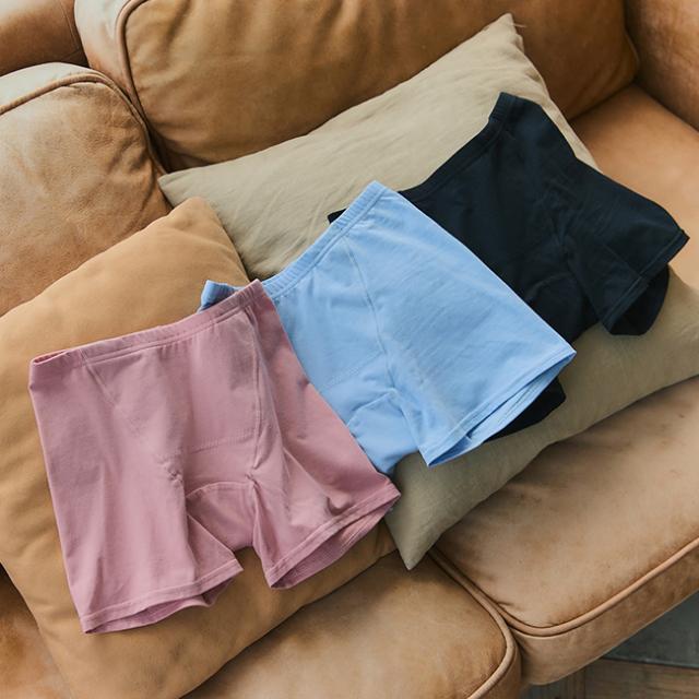 be narural お腹あたため直ばきショーツ《3枚》(サニタリーショーツ お腹 温め 温活 ショートパンツ シンプル おしゃれ ナプキン 羽付 羽根つき 対応 羽根つき対応 カイロ ポケット付き 締め付けない)