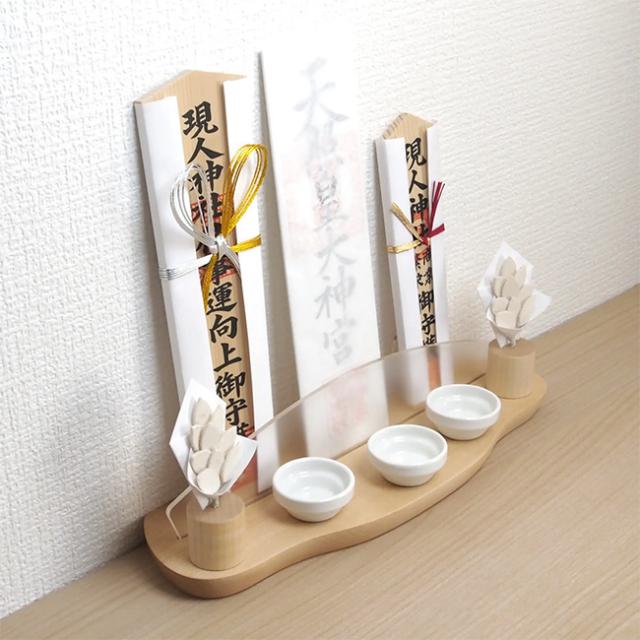 神棚　kagari　神具セット　榊 神棚 NAGI 九枚葉サカキセット アイボリー(神棚 壁掛け おしゃれ