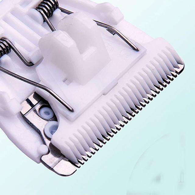 吸引する充電バリカン(充電式 バリカン 散髪 家庭用 子ども 子供 髪の毛 カット ヘアカット セルフカット 介護 男性 メンズ アタッチメント ヘッド 長さ 3mm 6mm 9mm 12mm) 1-2W 吸引する充電バリカン(充電式 バリカン 散髪 家庭用 子ども 子供