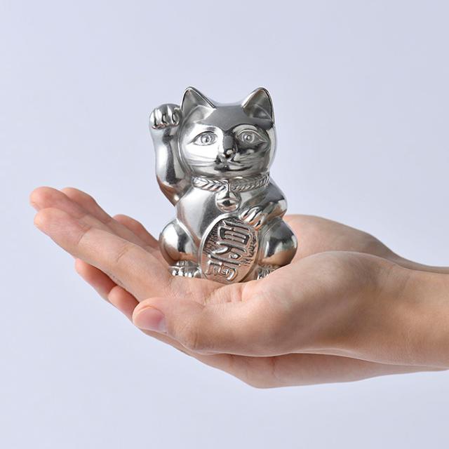 銀雅堂 開運厄除 招き猫 01(まねき猫 置物 黒 銀 金 まねきねこ 右手 小判 玄関 お店 飲食店 商売繁盛 開運 厄除け 財運 金運 出世 祈願 福猫 黒猫 日本製 漆 蒔絵 おしゃれ 置き物 開店祝い 開業祝い)_5