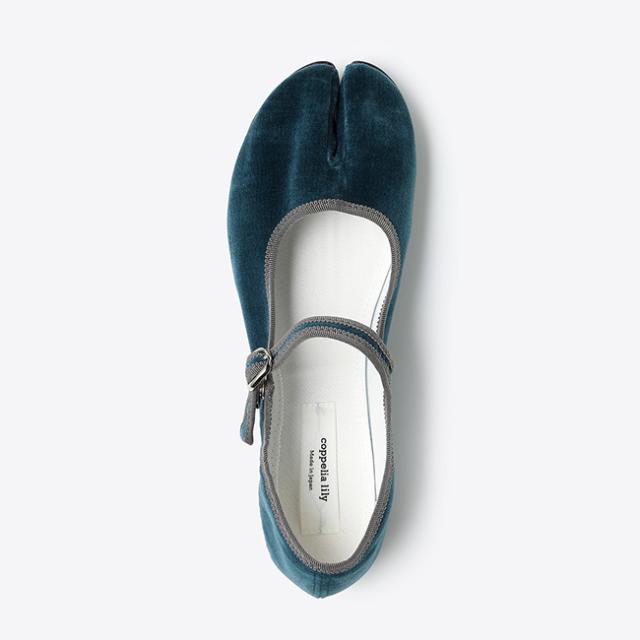 coppelia lily コッペリアリリー 23.0cm(足袋 パンプス レディース 靴 女性 足袋パンプス ストラップ スナップボタン フラットシューズ 日本製 大人可愛い 大人かわいい 大人 ファッション カジュアル)