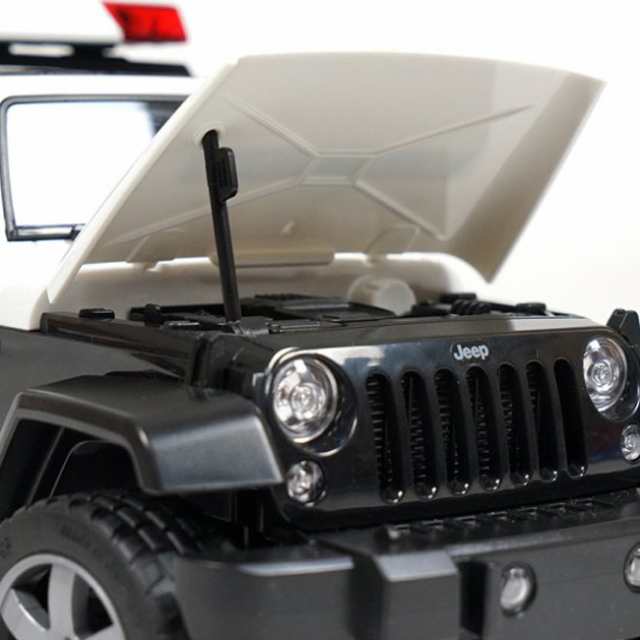 bruder ブルーダー Jeep パトカー フィギュア付き(働く車 乗り物 警察