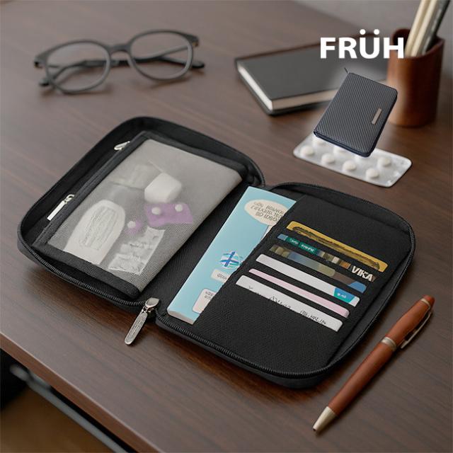 FRUH フリュー リアルカーボン お薬手帳が入るマルチケース GL042(マルチケース 通帳 母子手帳 お薬手帳 家計管理 カード)