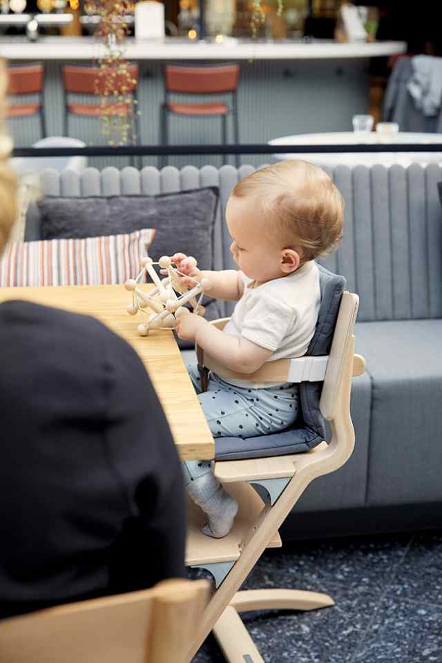 高い品質 ベビーチェア ハイチェア 木製 赤ちゃん 椅子 子供用 子ども