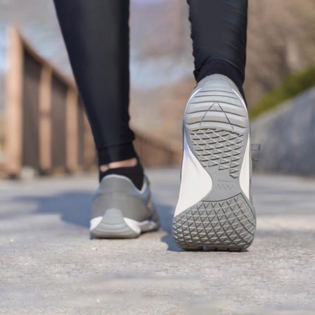 SPORTS JOGIII スポーツジョグIII 24.0cm(足袋 シューズ スニーカー 足袋シューズ 足袋スニーカー 靴 スポーツ ランニングシューズ ウォーキングシューズ トレーニングシューズ ランニング)