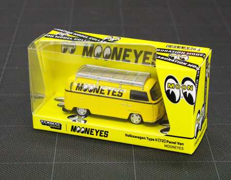 ムーンアイズ ミニカー ワーゲン バス VW ホットロッド カスタム アメリカ アメリカン雑貨 Tarmac Works x MOONEYES  1/64 Volkswagen Typ｜au PAY マーケット