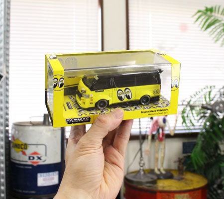 ムーンアイズ ミニカー ハイエース ホットロッド カスタム
