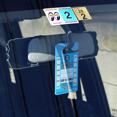 パーキングパーミットタグ カー用品 ルームミラー 飾り カーアクセサリー Parking Permit ブルー Pp Spt001bl Hbtの通販はau Pay マーケット アメリカン雑貨ジャンクヤード