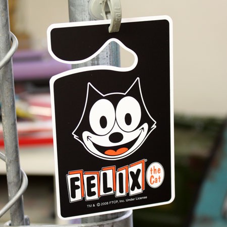 フィリックス ザ キャット カー用品 キャラクター アメリカ 猫 Felix The Cat パーキングパーミット フェイス Pp Kgazf348c Monの通販はau Pay マーケット アメリカン雑貨ジャンクヤード