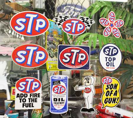 ステッカー アメリカン 車 おしゃれ バイク かっこいい おしゃれ レトロ オイル カーステッカー アメリカン雑貨 Stp Top Oil メール便の通販はau Pay マーケット アメリカン雑貨ジャンクヤード