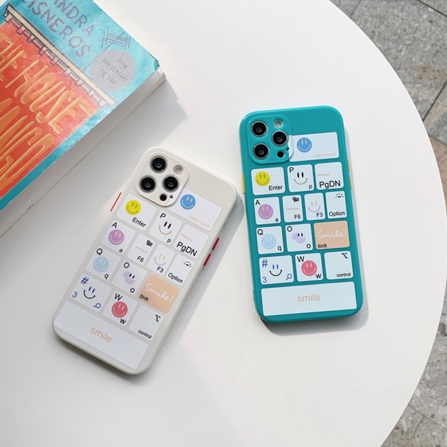 Iphone13 ケース 韓国 キーボードデザイン ロゴ シンプル お揃い 個性的 可愛い お洒落 カバー Iphone Se2 7 Se3 X Xr Xsmax 11 11pro 1の通販はau Pay マーケット セレクトショップオンリーユー