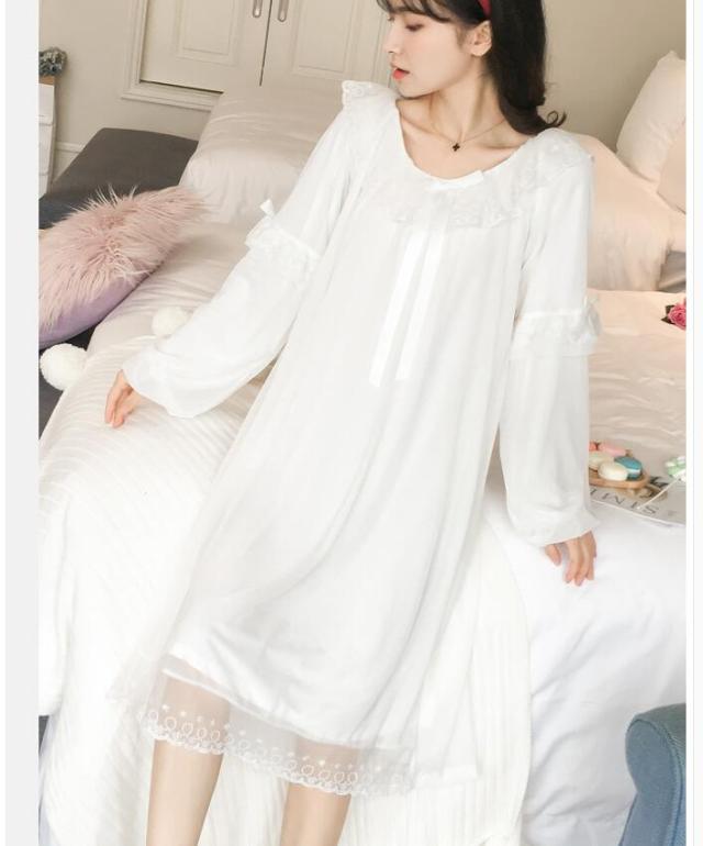 激安 夏秋春 パジャマ 姫系 レース 大人気 レディース ロング丈 パジャマ ルームウェア 長袖ガウン ネグリジェ ワンピース セクシー 薄手の通販はau Pay マーケット ヒナギクファッション