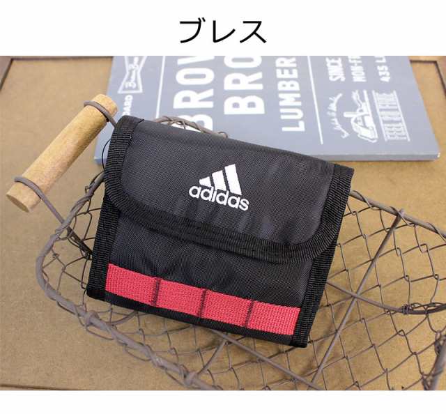 アディダス adidas ストラップ付きマジックテープ開閉二つ折り財布 ２