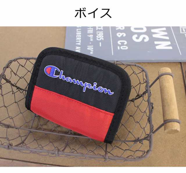 チャンピオン Champion ストラップ付きマジックテープ開閉二つ折り財布