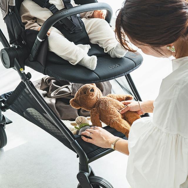 美品・お値引き可能】Aprica Luceプレミアムブラックベビーカー LUCE