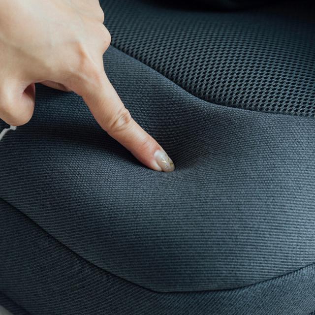 コンビ Combi ジョイトリップ アドバンス プラス Joytrip Advance plus エッグショック SC チャイルドシート＆ジュニアシート 送料無料生後15か月から12歳頃まで R129適合 ISOFIX 長く使える 軽量 軽い ベビー用品_10