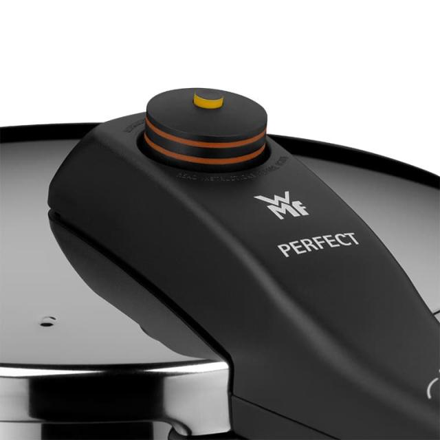 WMF パーフェクトS 圧力鍋 2.5L W0791799990 送料無料 IH対応 ガス対応 取っ手が取れる ワンタッチ 片手鍋 コンパクト 煮込み料理 時短 圧力調理 お手軽 簡単 レシピ付き 10年保証 ヴェーエムエフ_3