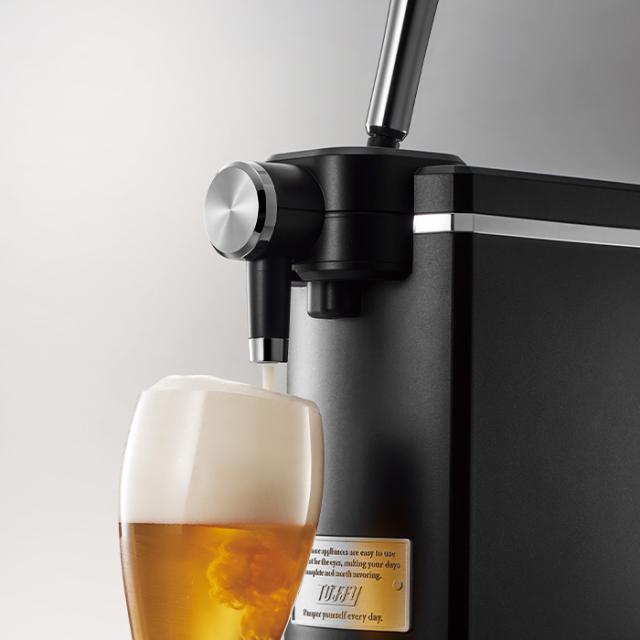 送料無料 Toffy トフィー ビアカクテルサーバー K-BE1-RB K-BE1-GE ビールサーバー 家庭用 ビアサーバー 生ビールサーバー 缶ビール 350ml 500ml 乾電池 アウトドア 持ち運び 誕生日プレゼント_2