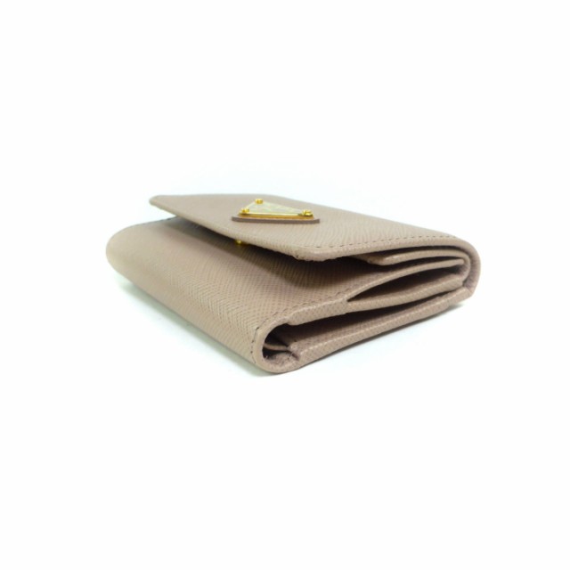 ファッションの 【新品】プラダ サフィアーノトライアングル 財布