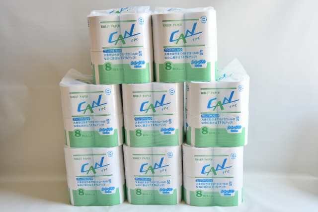 CANトイレットペーパー100ｍシングル巻 コンパクトパック 8Rx8 64個入 114mm巾  再生紙100％の芯ありタイプ　送料無料の通販は