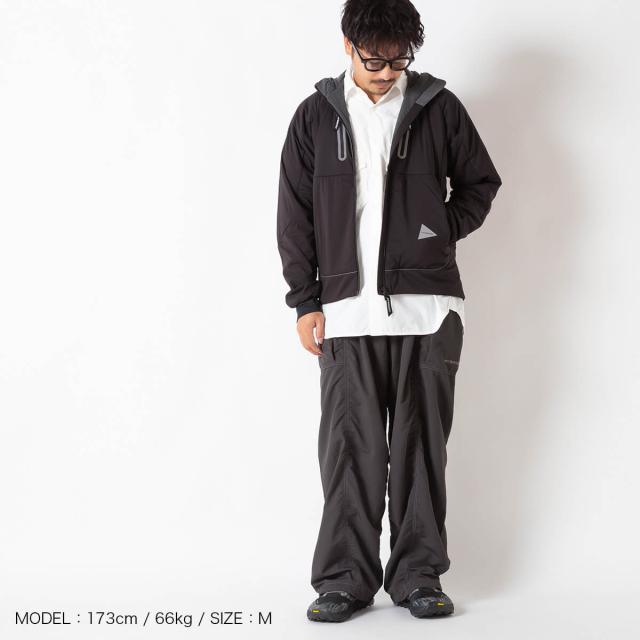 and wander アンドワンダー アルファAIRフーディ 5745231014の通販はau