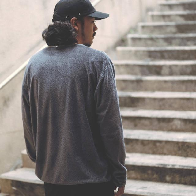 DVERG×迷迭香 ドベルグ×マンネンロウ OCTA LONG SLEEVE TEEの通販はau 