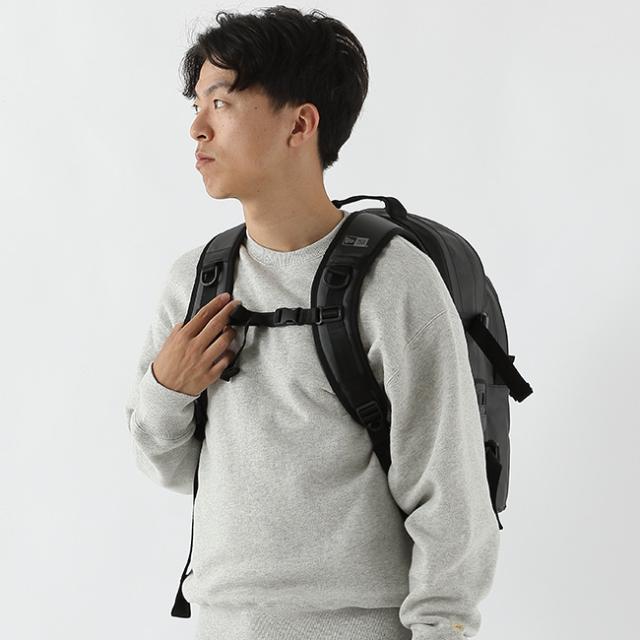 NEW ERA ニューエラ キャリアパック 35L シンセティックレザー 14750920_2