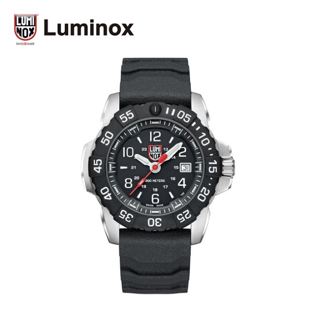 Luminox ルミノックス Ref.3251.CB 8953251 91,300円