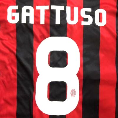 子供用 K002 Acミラン Gattuso 8 ガットゥーゾ 赤黒 ゲームシャツ パンツ付 サッカー キッズ ジュニア ユニフォーム 上下セットの通販はau Pay マーケット 激安サッカーロロショップ