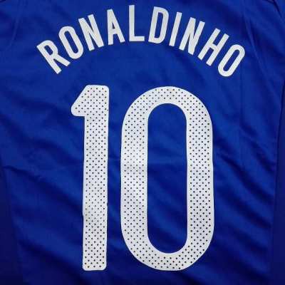 子供用 K049 18 ブラジル Ronaldinho 10 ロナウジーニョ 青 ゲームシャツ パンツ付 サッカー キッズ ジュニア ユニフォーム 上下セットの通販はau Pay マーケット 激安サッカーロロショップ