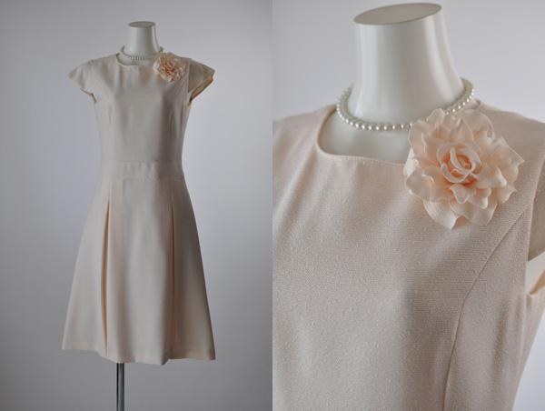 9号 11号 春から着られる清楚なワンピーススーツ コサージュ付き 入園式