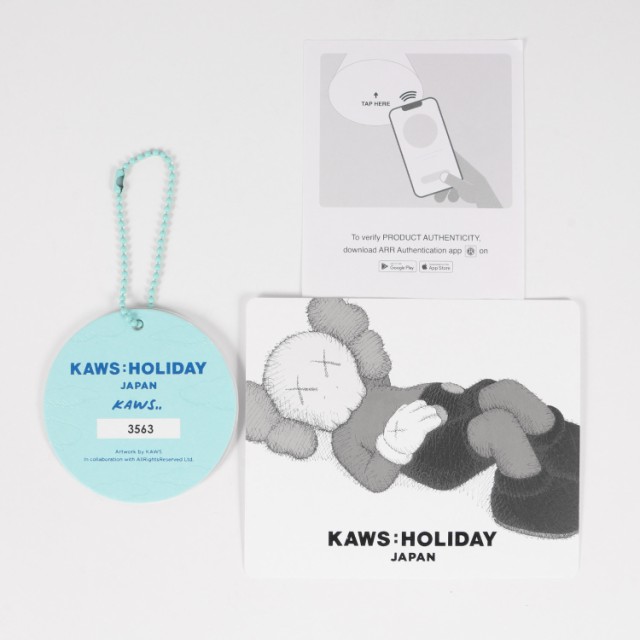 KAWS カウズ KAWS HOLIDAY JAPAN カウズ ホリデイ ジャパン 限定 ...