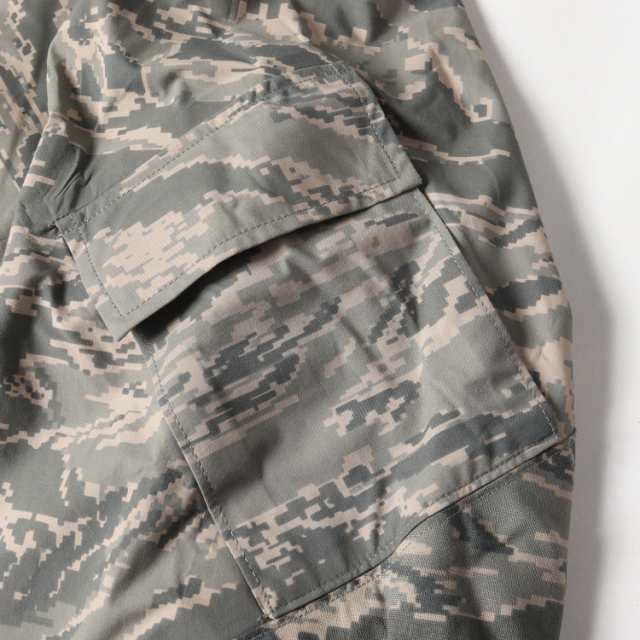 00s 米軍実物 U.S.AIR FORCE APECS ABU デジタルタイガーカモ ゴアテックス パーカー 迷彩  MEDIUM-REGULAR(M-R) Vintage Military Item ｜au PAY マーケット