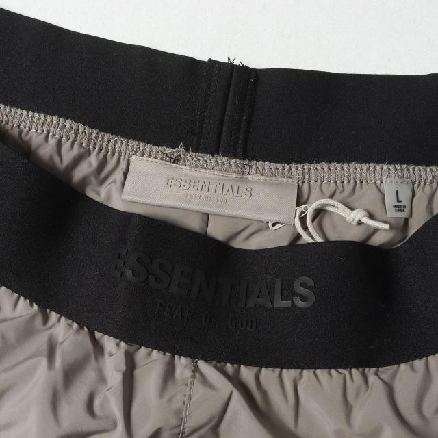 ESSENTIALS STORM PANT 中綿 パンツ ESSENTIALS STORM PANT 中綿 パンツ - メルカリ