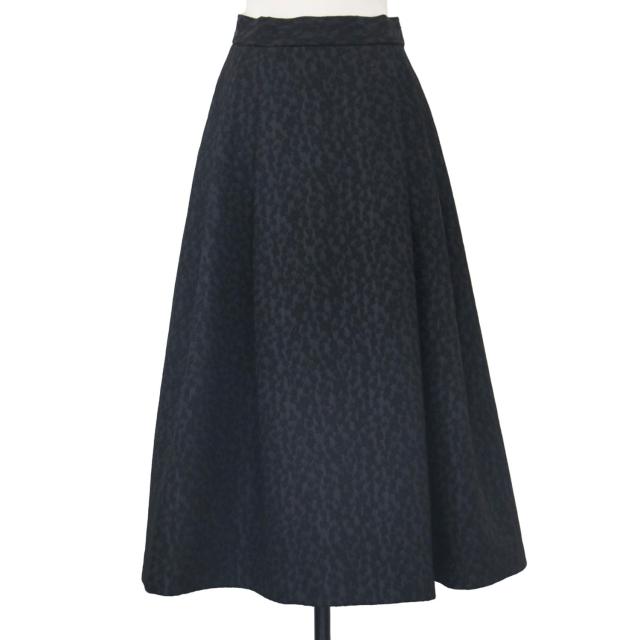 theory luxe セオリーリュクス スカート ブラック 黒 サイズ:36(S) / 24秋冬 ジャガード フレア ロング スカート / Nella JQ Tomie タック ウエストゴム ストレッチ ウォッシャブル / 日本製 / ボトムス【レディース】【中古】【美品】【K4348】の通販は 21,780円