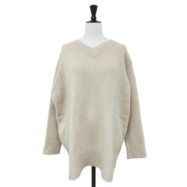 GALERIE VIE ギャルリー ヴィー ニット ベージュ サイズ:S(9号) / ファインウール Vネック プルオーバー / ニット セーター 長袖 スリット / 日本製 / トップス セーター【レディース】【中古】【K4355】の通販は 14,190円