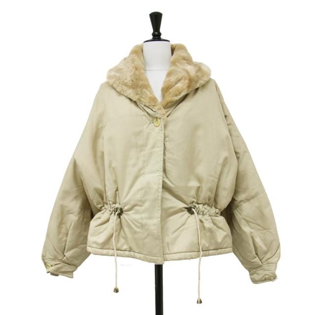 Trussardi トラサルディ ジャケット ベージュ サイズ:42(L) / フェイクファー 中わた ジャケット / ショート丈 キルティング ラグランスリーブ / イタリア製 / アウター ブルゾン 上着 羽織り【レディース】【中古】【K4377】