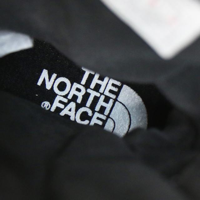 THE NORTH FACE ノースフェイス ブーツ TNFブラック サイズ:US7(24.0cm) / ヌプシ ブーティ ウォータープルーフ  NFW52272 / ウィンター ショート ブーツ フラッシュ / シューズ 靴【レディース】【中古】【K4402】