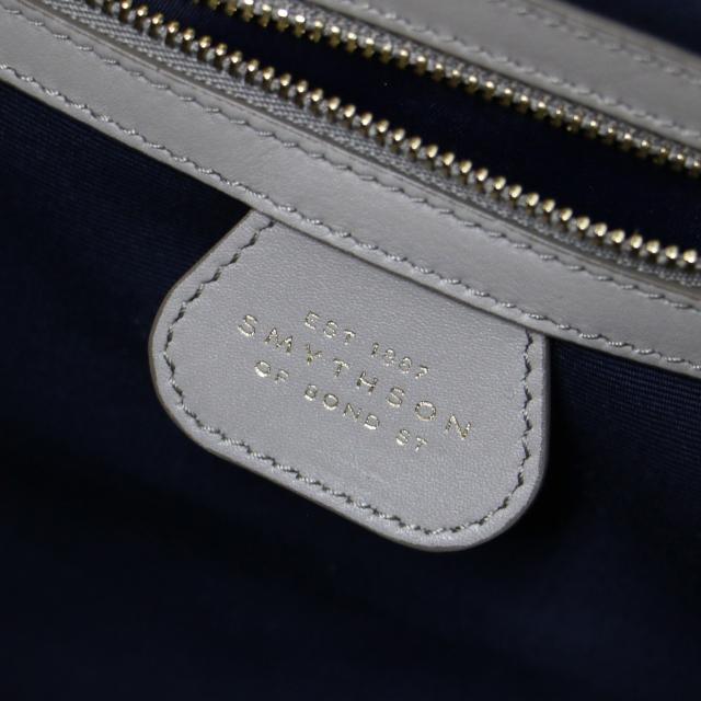 SMYTHSON スマイソン バッグ グレー系 / レザー スクエア型 ショルダー