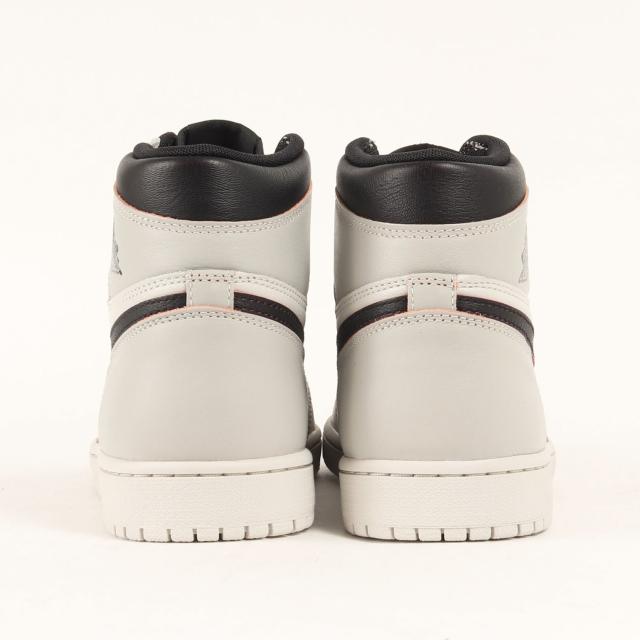 NIKE ナイキ サイズ:27.5cm / AIR JORDAN 1 RETRO HIGH OG DEFIANT NYC TO PARIS (CD6578-006) / エアジョーダン1 レトロ ハイ デファイアント ニューヨーク パリ / ライトボーン ブラック / US9.5 / ハイカット スニーカー シューズ 靴【メンズ】【K4437】_2