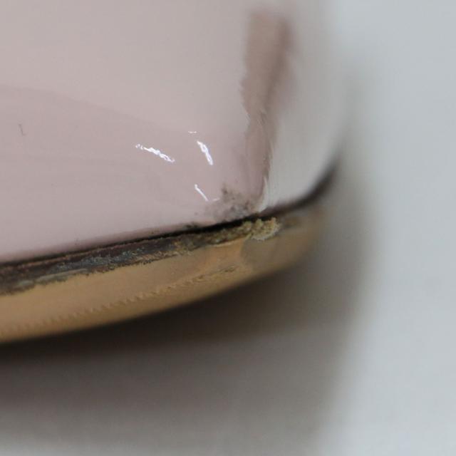 VALENTINO GARAVANI ヴァレンティノ ガラヴァーニ パンプス ピンク ゴールド サイズ:37(24.0cm) / ロックスタッズ フラット パンプス  /  ポインテッドトゥ エナメル レザー / イタリア製 / ブランド シューズ 靴【レディース】【中古】【K4492】