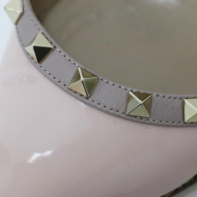 VALENTINO GARAVANI ヴァレンティノ ガラヴァーニ パンプス ピンク ゴールド サイズ:37(24.0cm) / ロックスタッズ フラット パンプス  /  ポインテッドトゥ エナメル レザー / イタリア製 / ブランド シューズ 靴【レディース】【中古】【K4492】