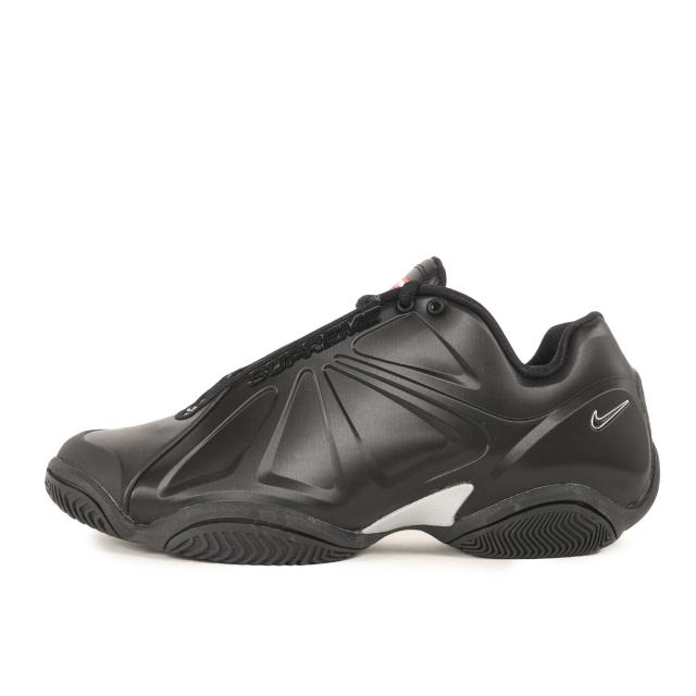 Supreme シュプリーム サイズ:US8.5(26.5cm) | 23AW NIKE AIR ZOOM COURTPOSITE SP(FB8934-001) | ナイキ エアズーム コートポジット | ブラック 黒 | ローカット スニーカー シューズ 靴 | コラボ 別注【メンズ】【K4528】