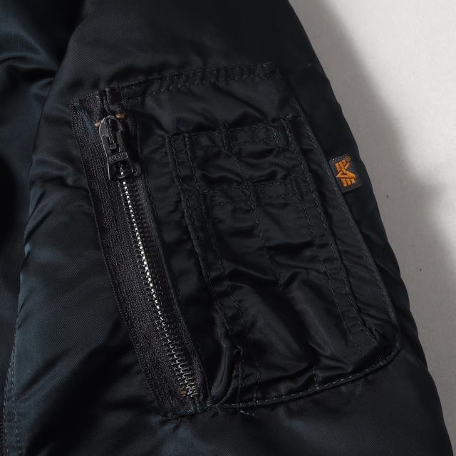 GOOD ENOUGH グッドイナフ ジャケット サイズ:M 00s ELECTRIC COTTAGE F.C.Real Bristol ALPHA 袖ニット カスタム MA-1 フライトジャケット (2000年モデル) ネイビー 紺 アウター ブルゾン 上着 コラボ【メンズ】【中古】【K4267】